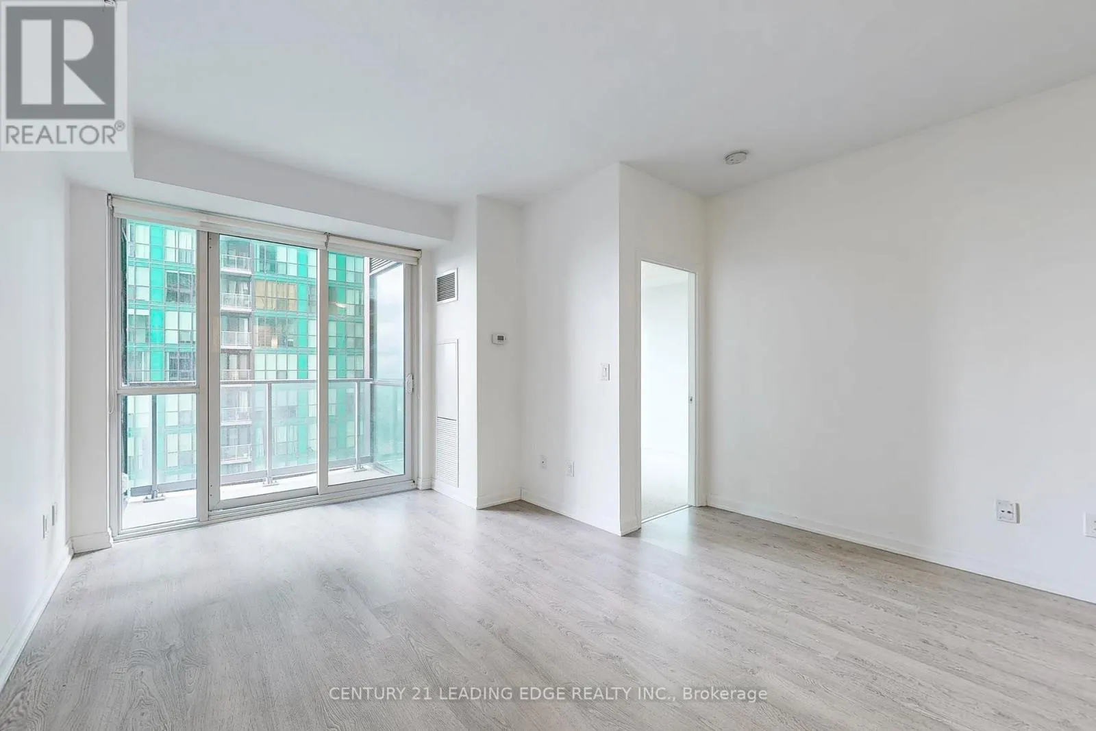 2404 - 9 BOGERT AVENUE
