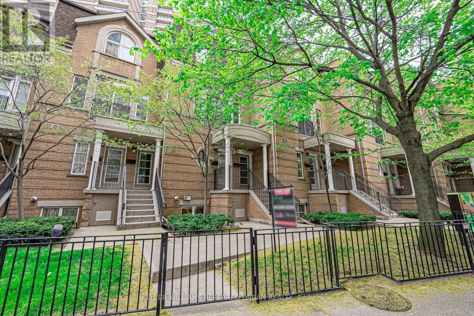 67 PLEASANT BOULEVARD