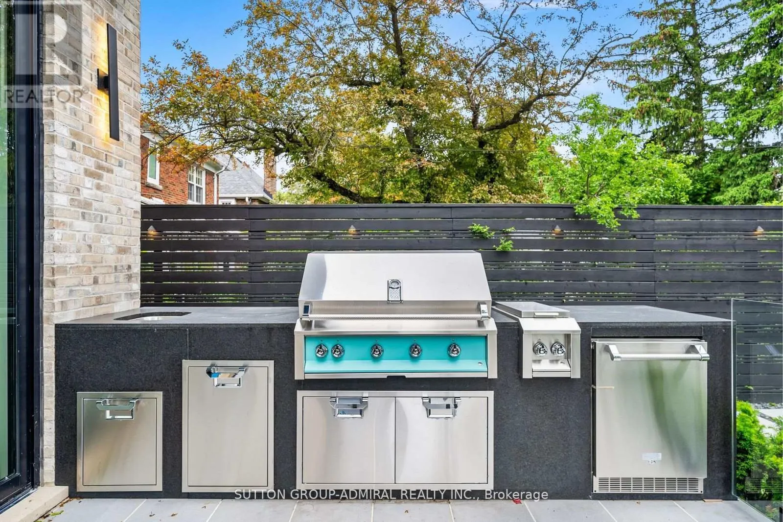 335 LYTTON BOULEVARD