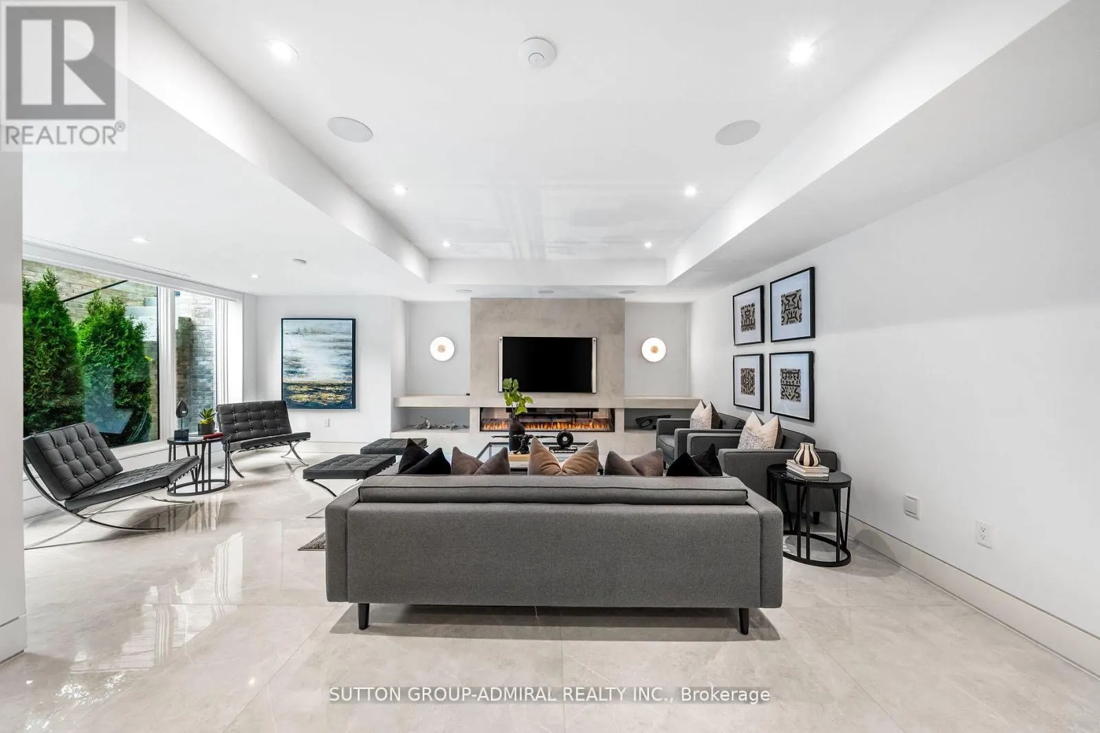 335 LYTTON BOULEVARD