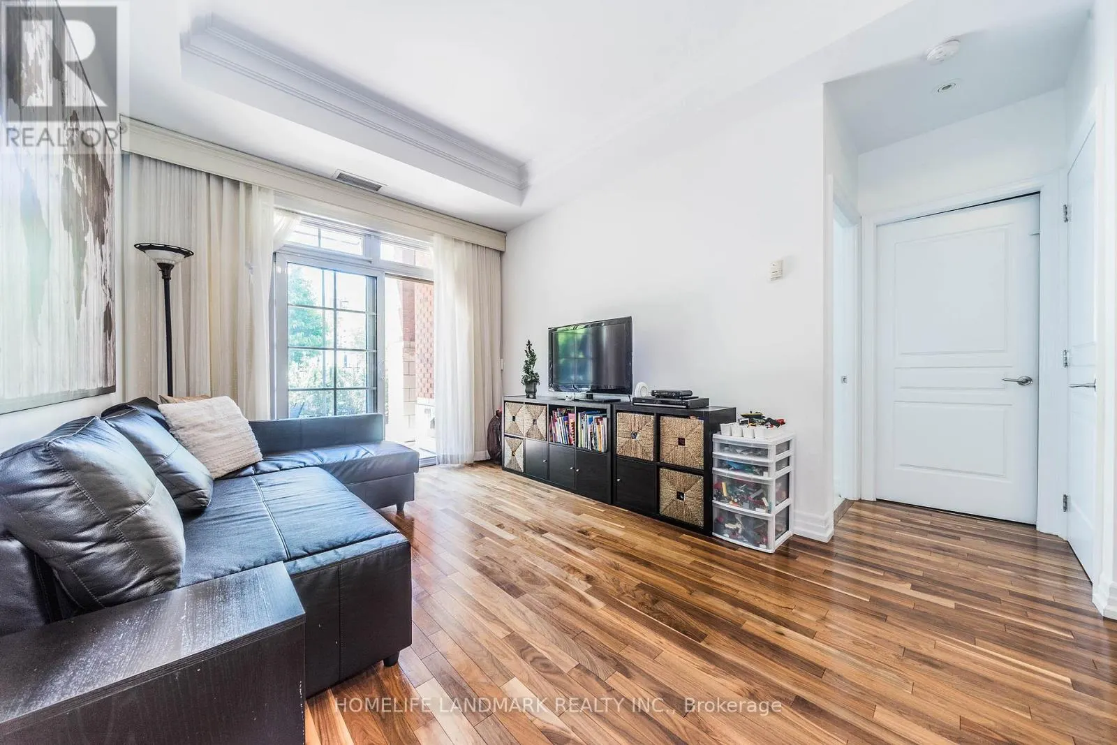 109 - 20 BURKEBROOK PLACE