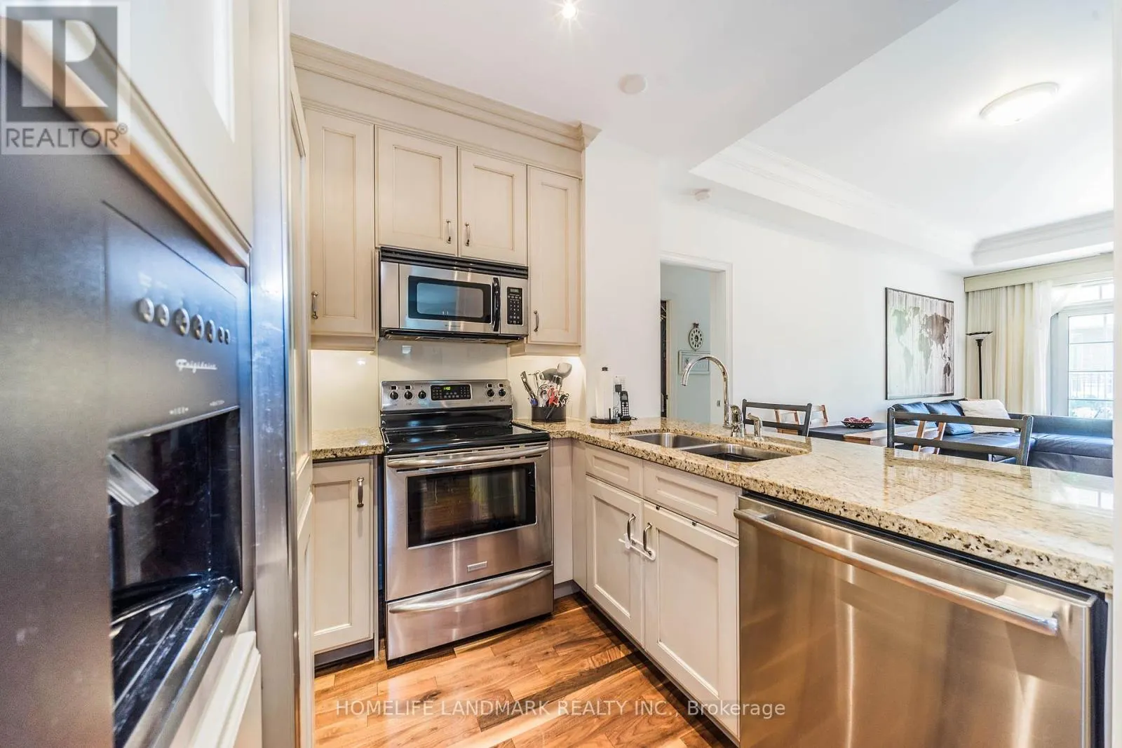 109 - 20 BURKEBROOK PLACE