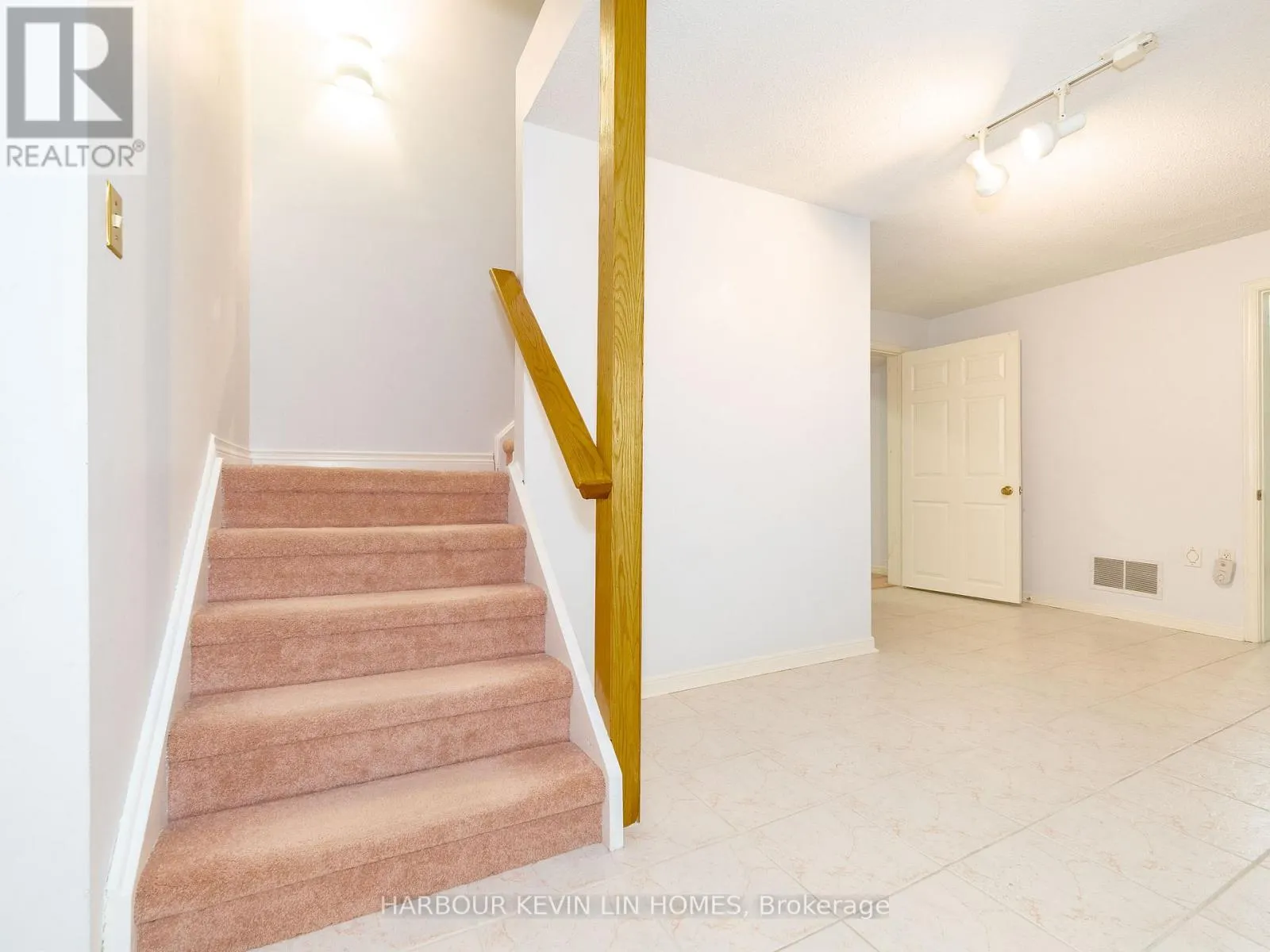 18 WHITMAN STREET