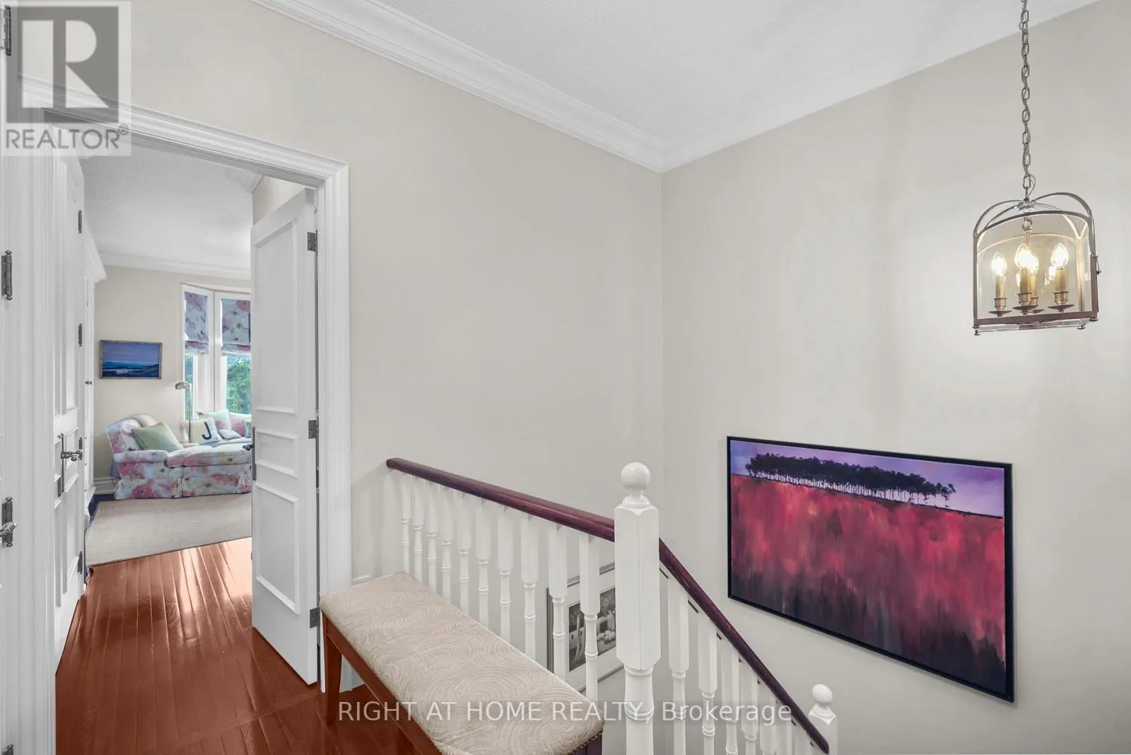 636 WELLINGTON STREET W