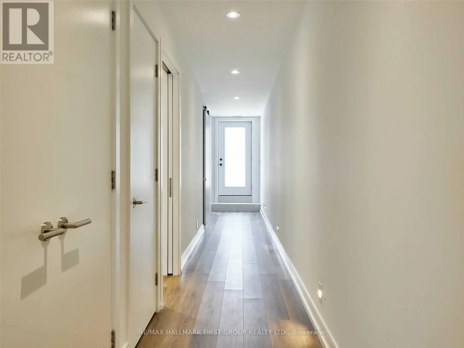 UPPER - 2602 YONGE STREET, #Upper