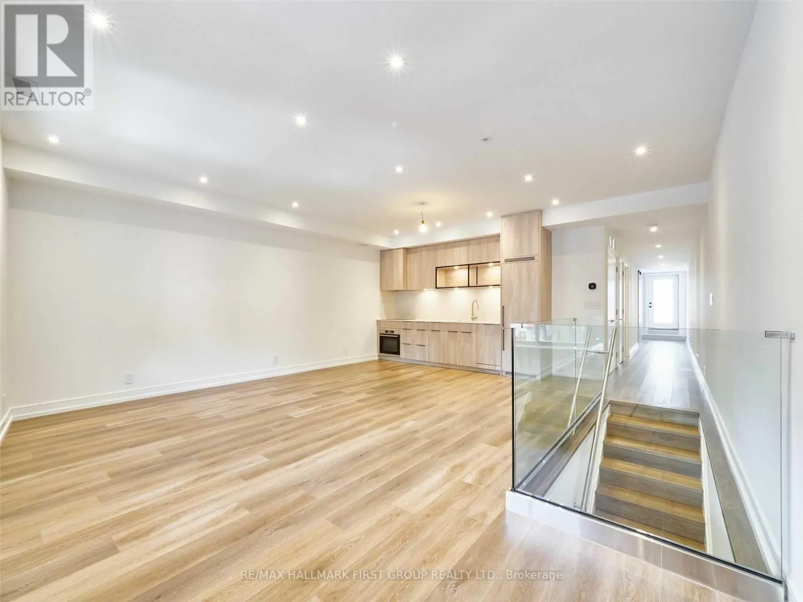 UPPER - 2602 YONGE STREET, #Upper