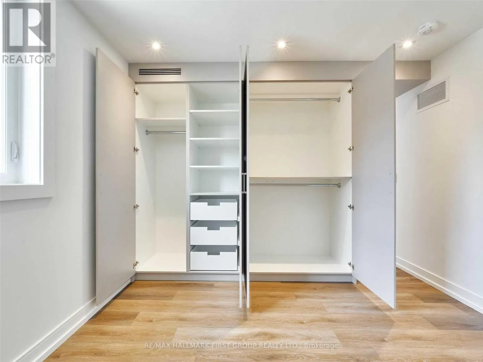 UPPER - 2602 YONGE STREET, #Upper