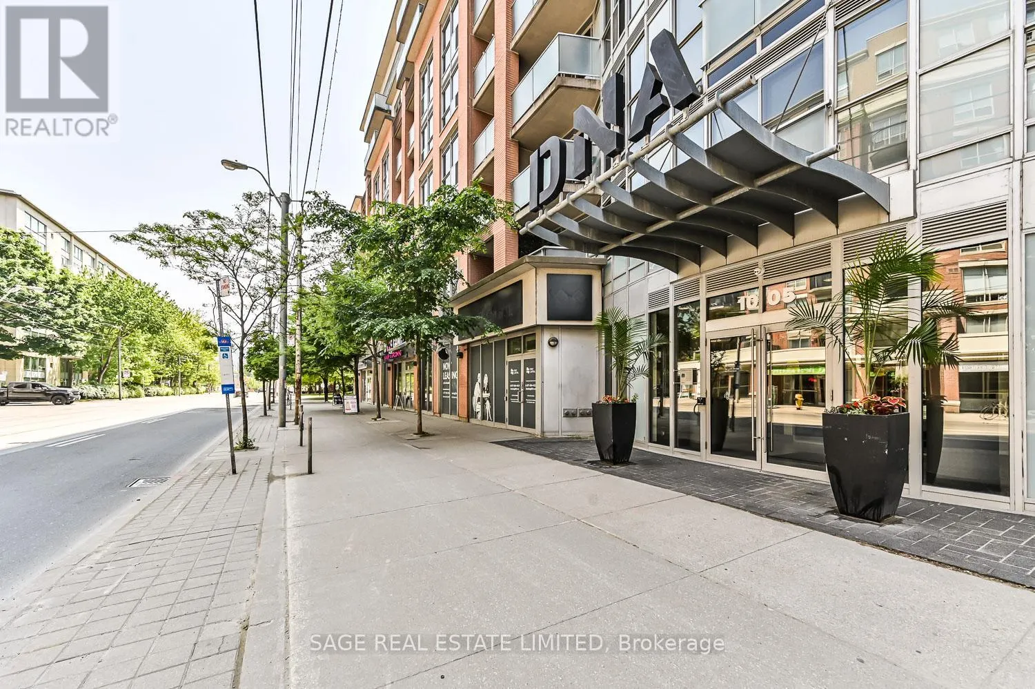 103 - 1005 KING STREET W