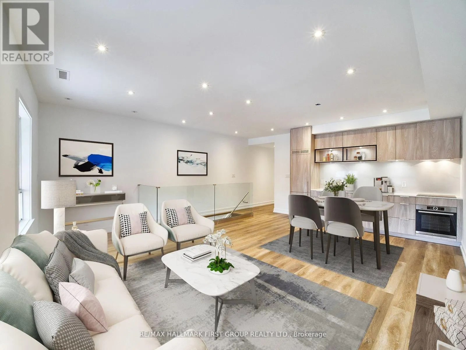 UPPER - 2598 YONGE STREET, #Upper