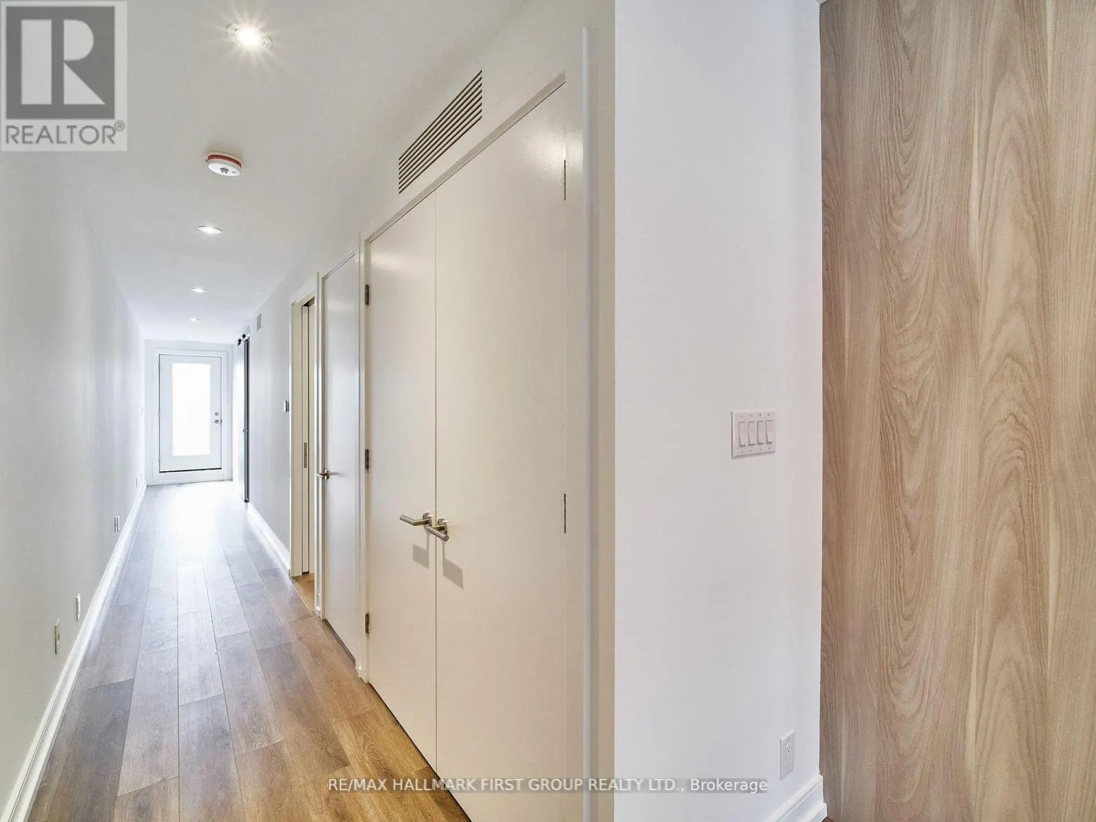 UPPER - 2598 YONGE STREET, #Upper