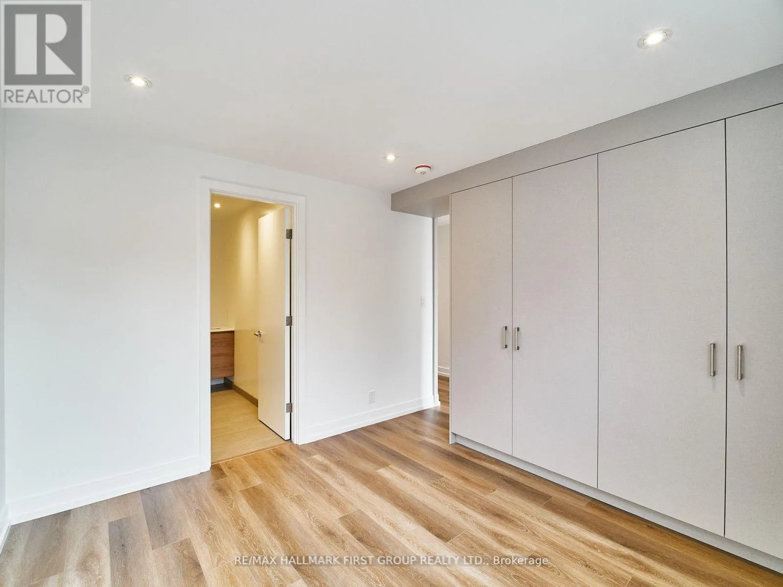 UPPER - 2598 YONGE STREET, #Upper