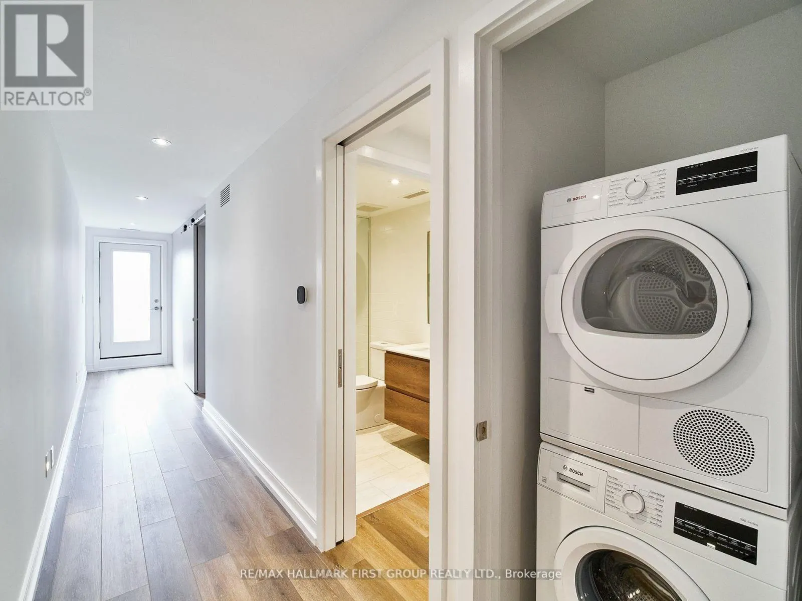 UPPER - 2598 YONGE STREET, #Upper