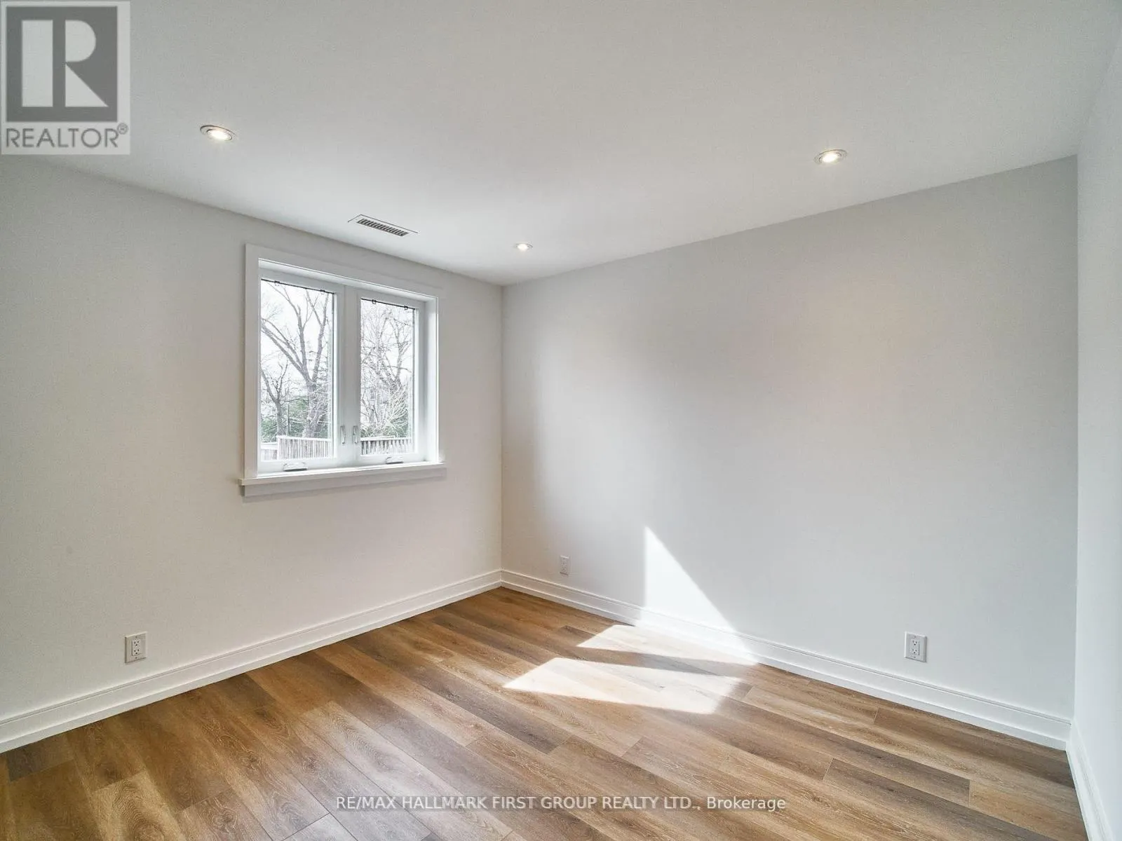 UPPER - 2598 YONGE STREET, #Upper