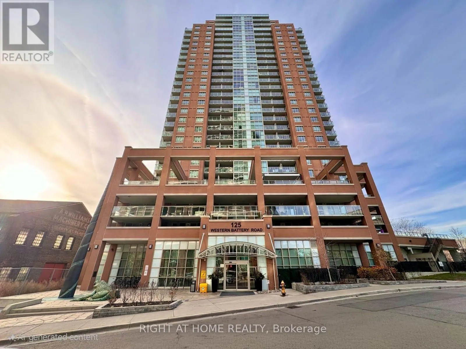 214 - 125 WESTERN BATTERY ROAD W