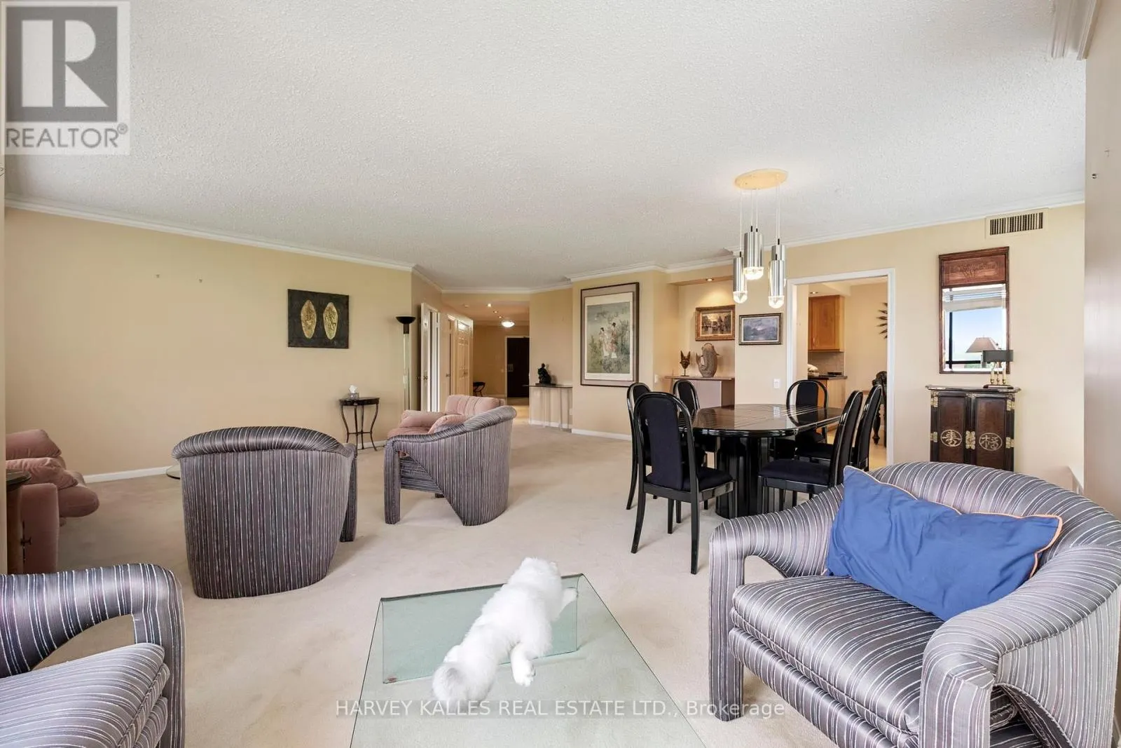 702 - 2900 YONGE STREET