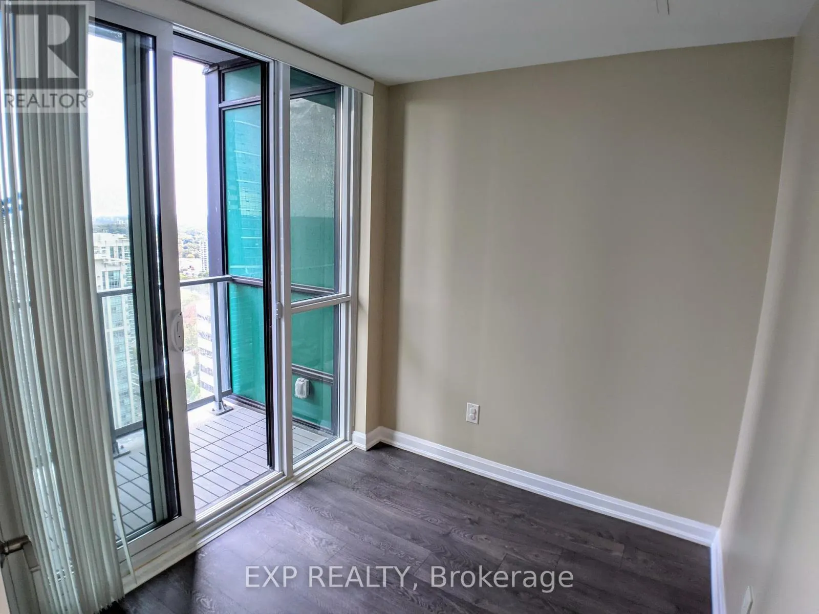 2501 - 9 BOGERT AVENUE
