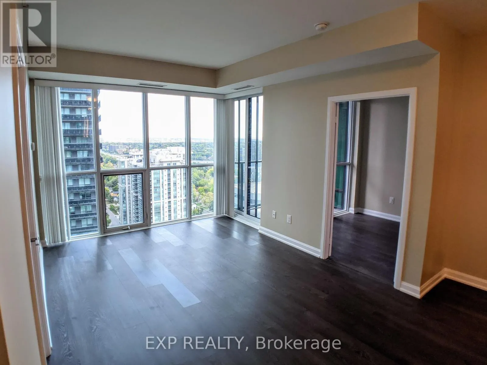 2501 - 9 BOGERT AVENUE