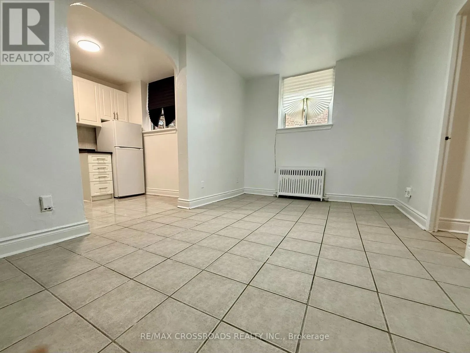 B05 - 2770 YONGE STREET