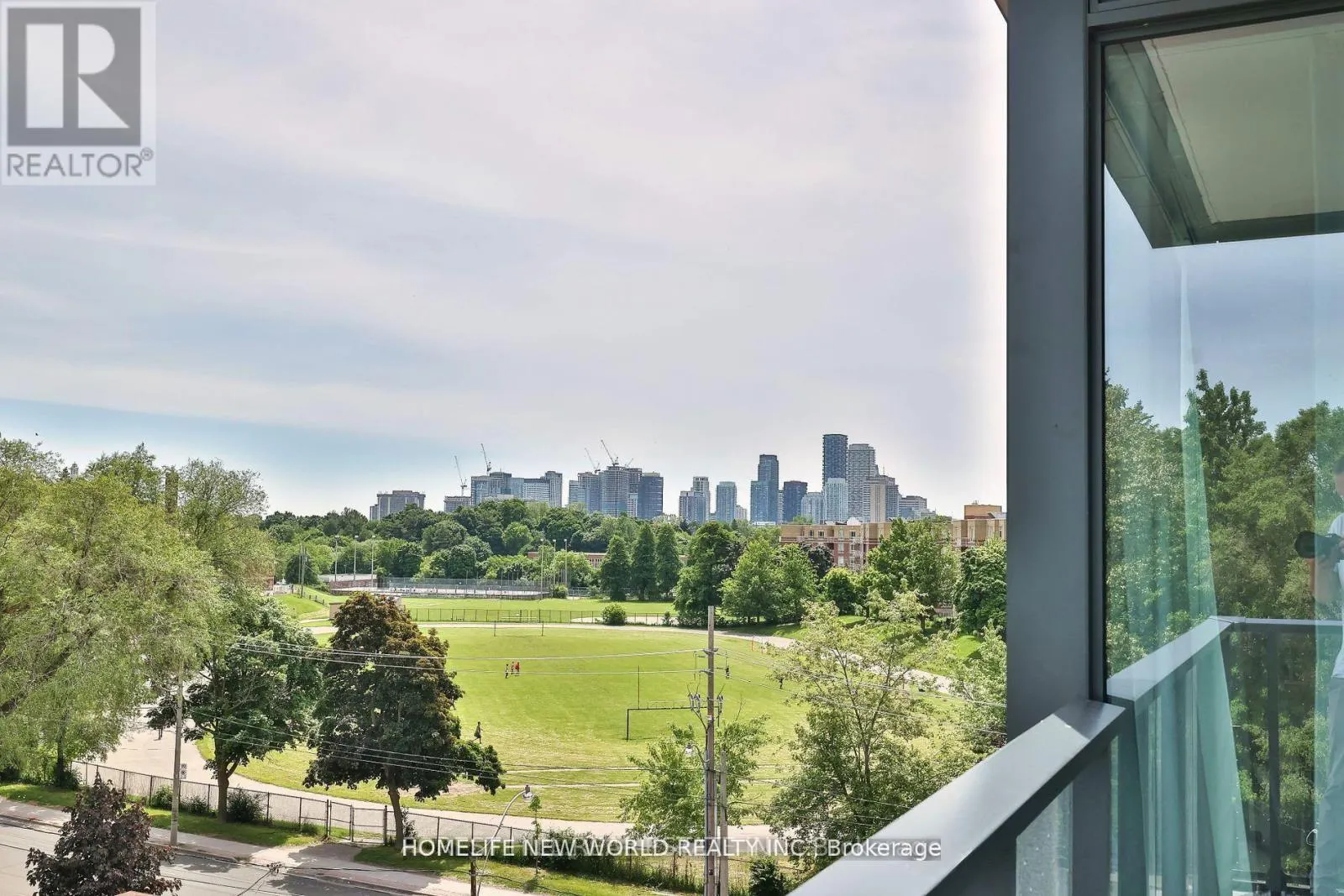 716 - 250 LAWRENCE AVENUE W