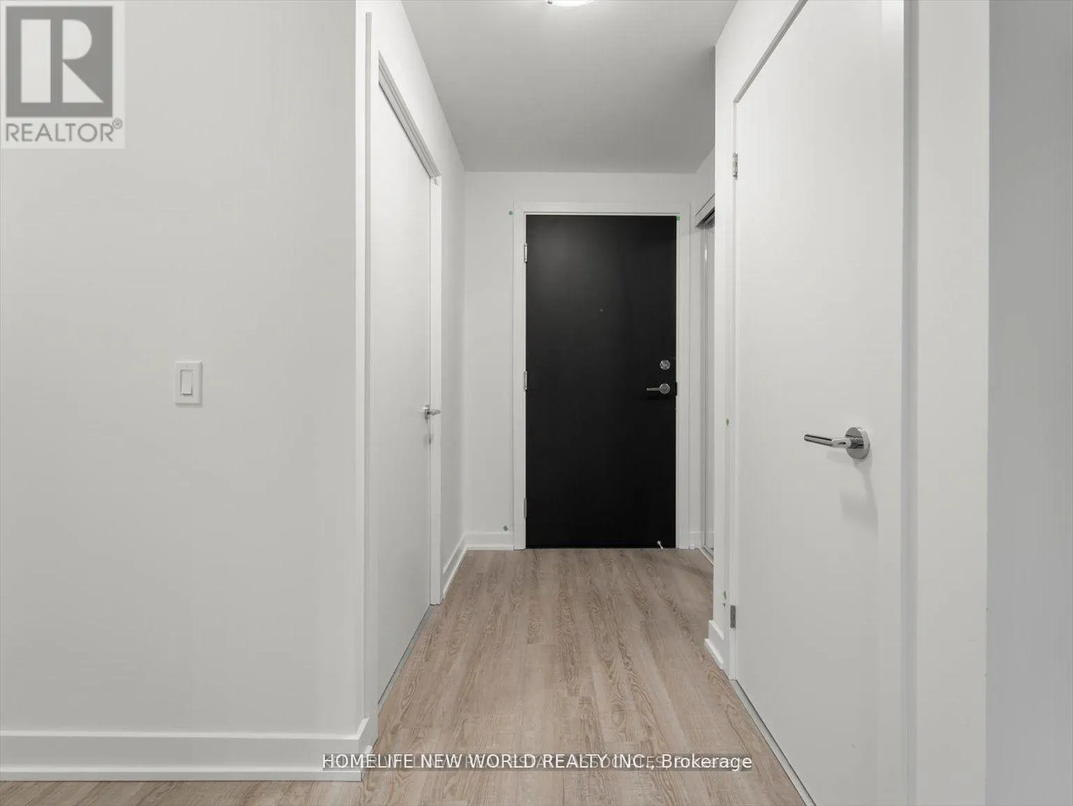 716 - 250 LAWRENCE AVENUE W