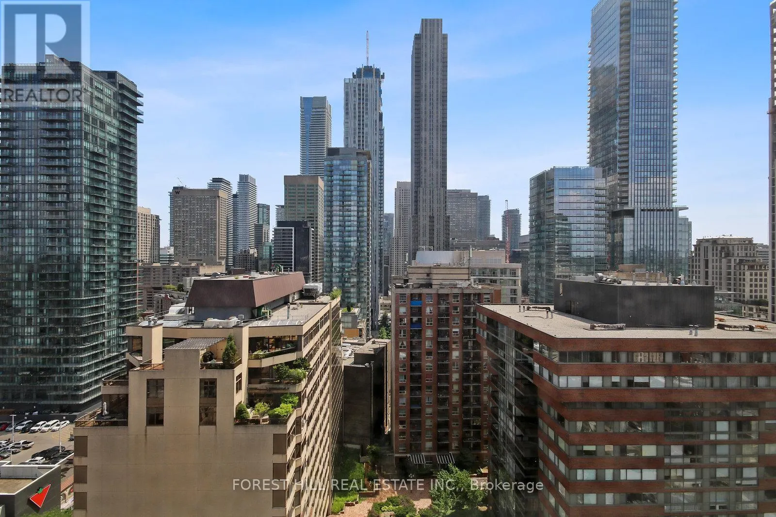 1604 - 914 YONGE STREET