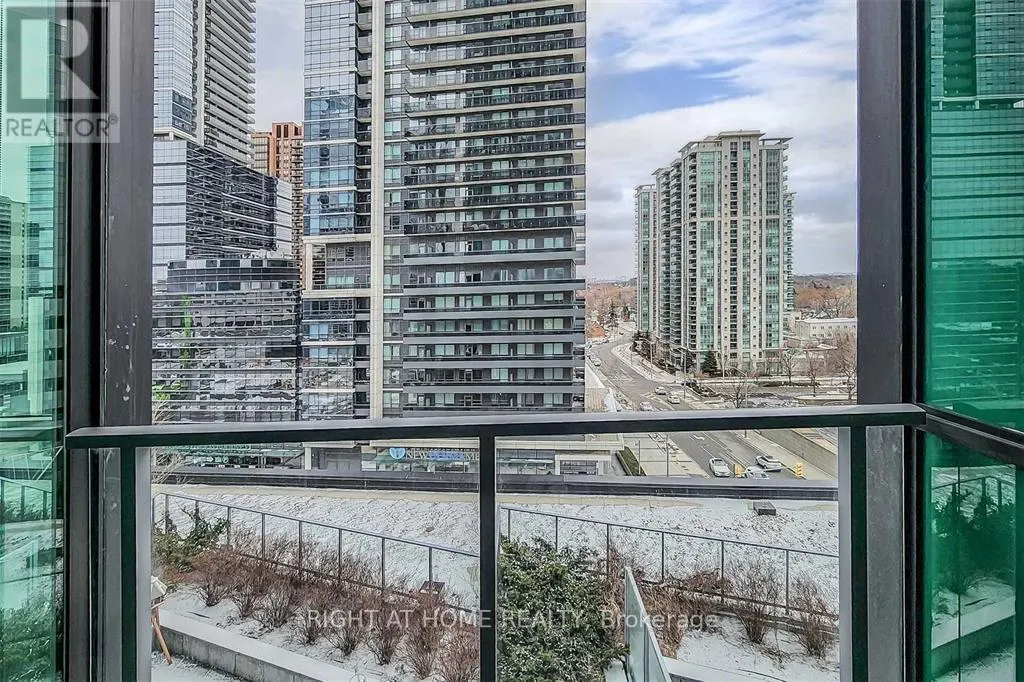 601 - 9 BOGERT AVENUE