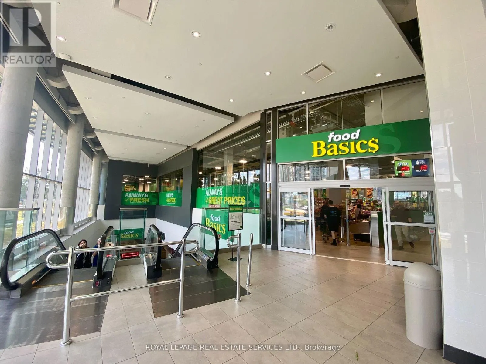144 - 4750 YONGE STREET