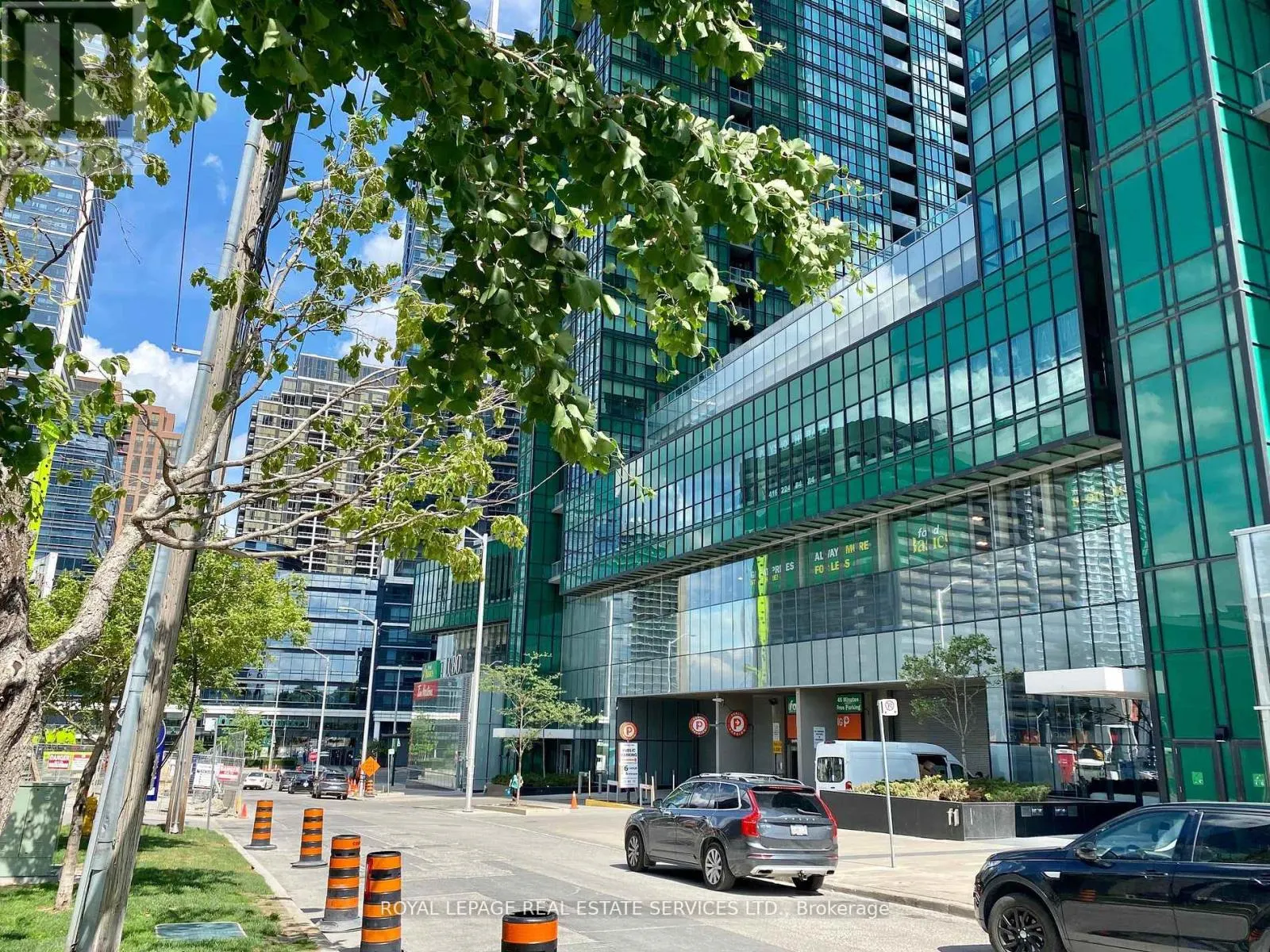 144 - 4750 YONGE STREET