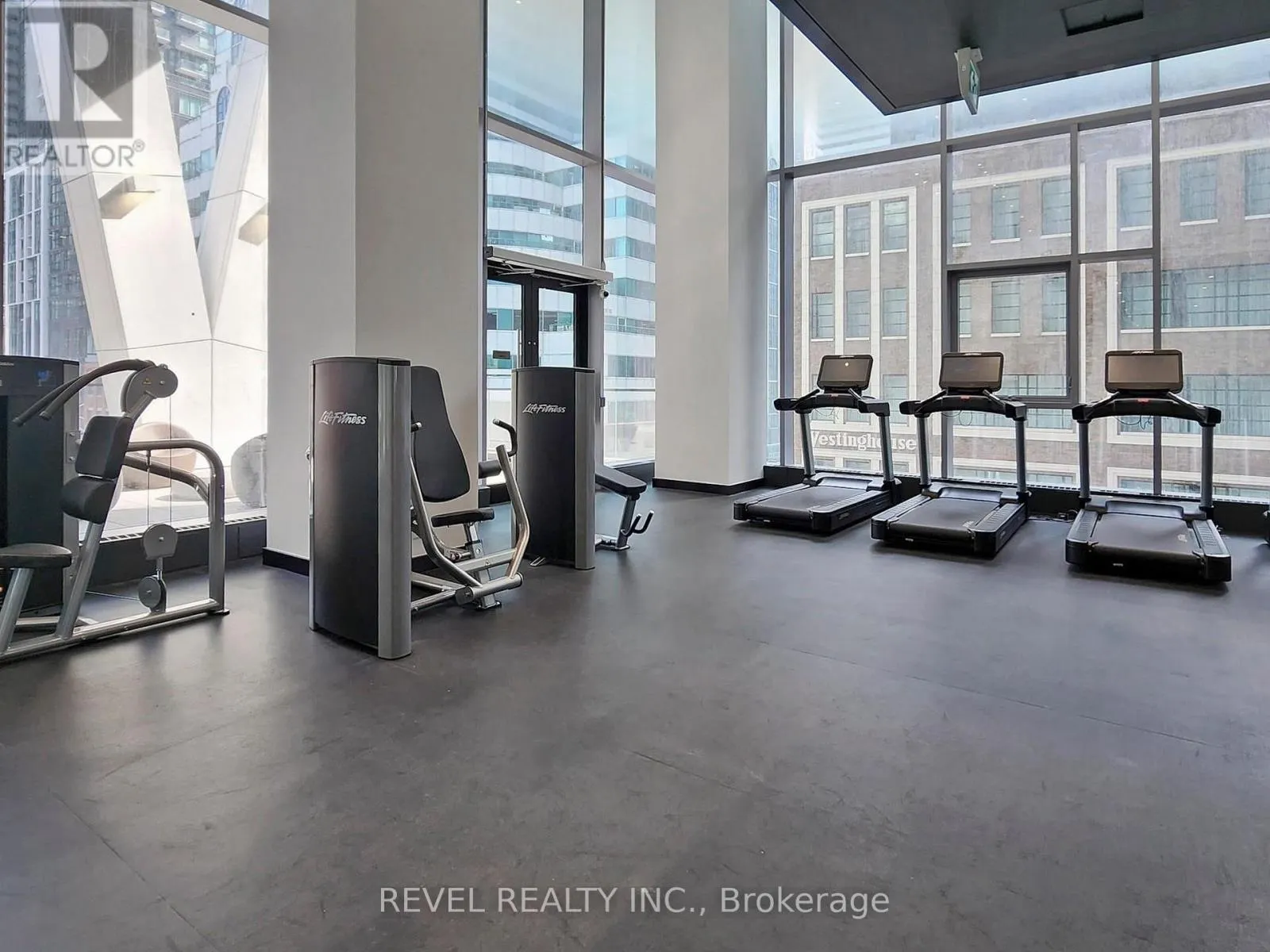 705 - 357 KING STREET W, #705