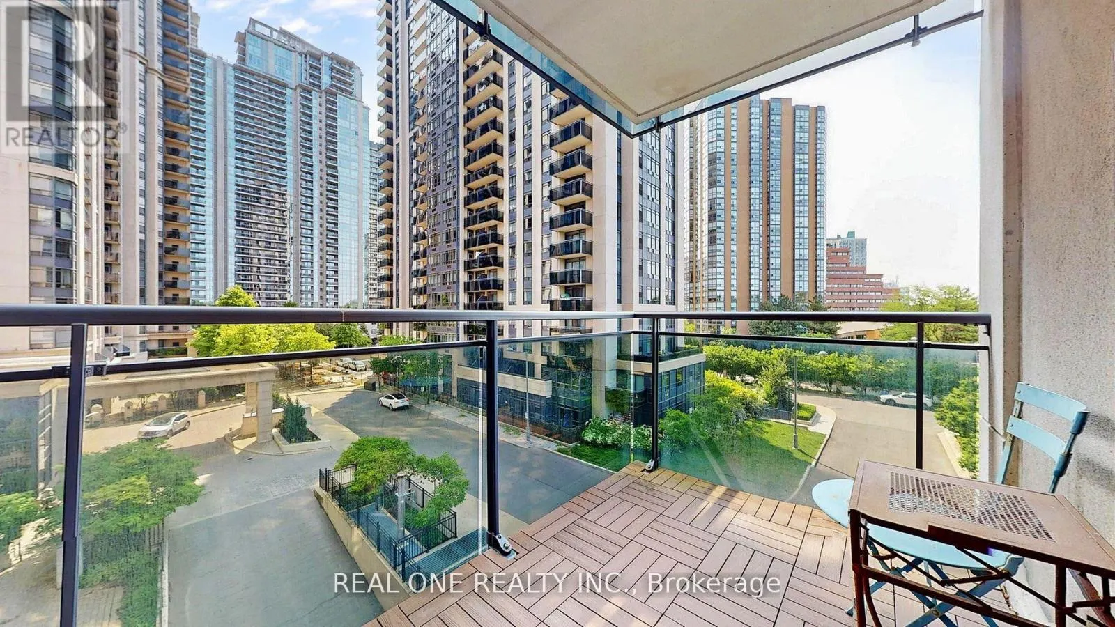501 - 153 BEECROFT ROAD