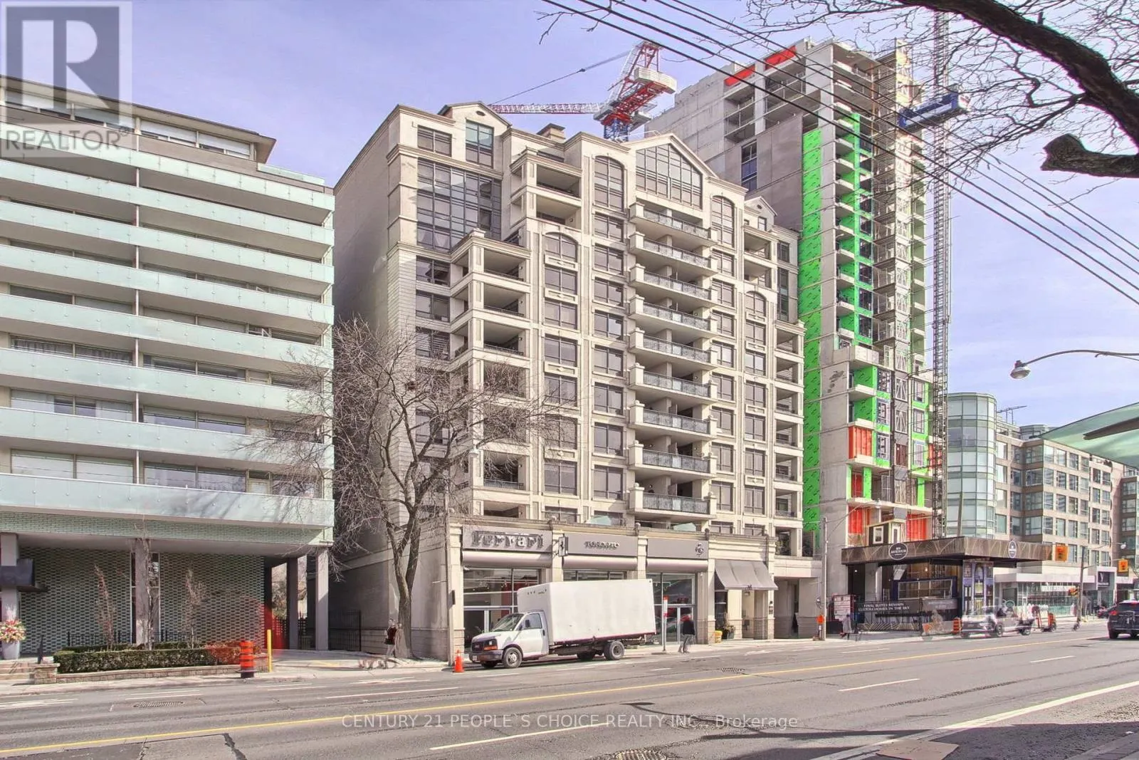 706 - 99 AVENUE ROAD
