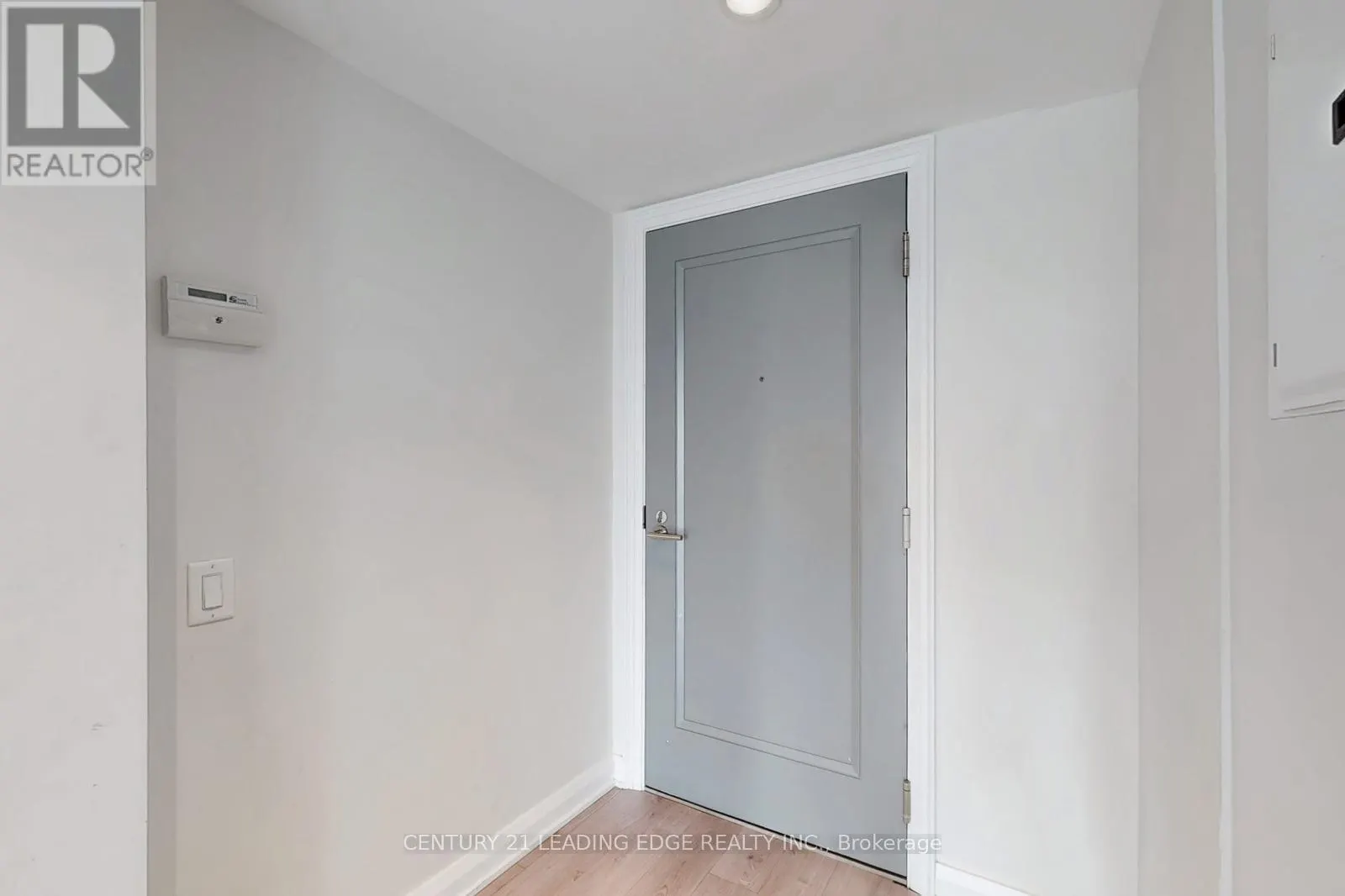 1704 - 155 YORKVILLE AVENUE