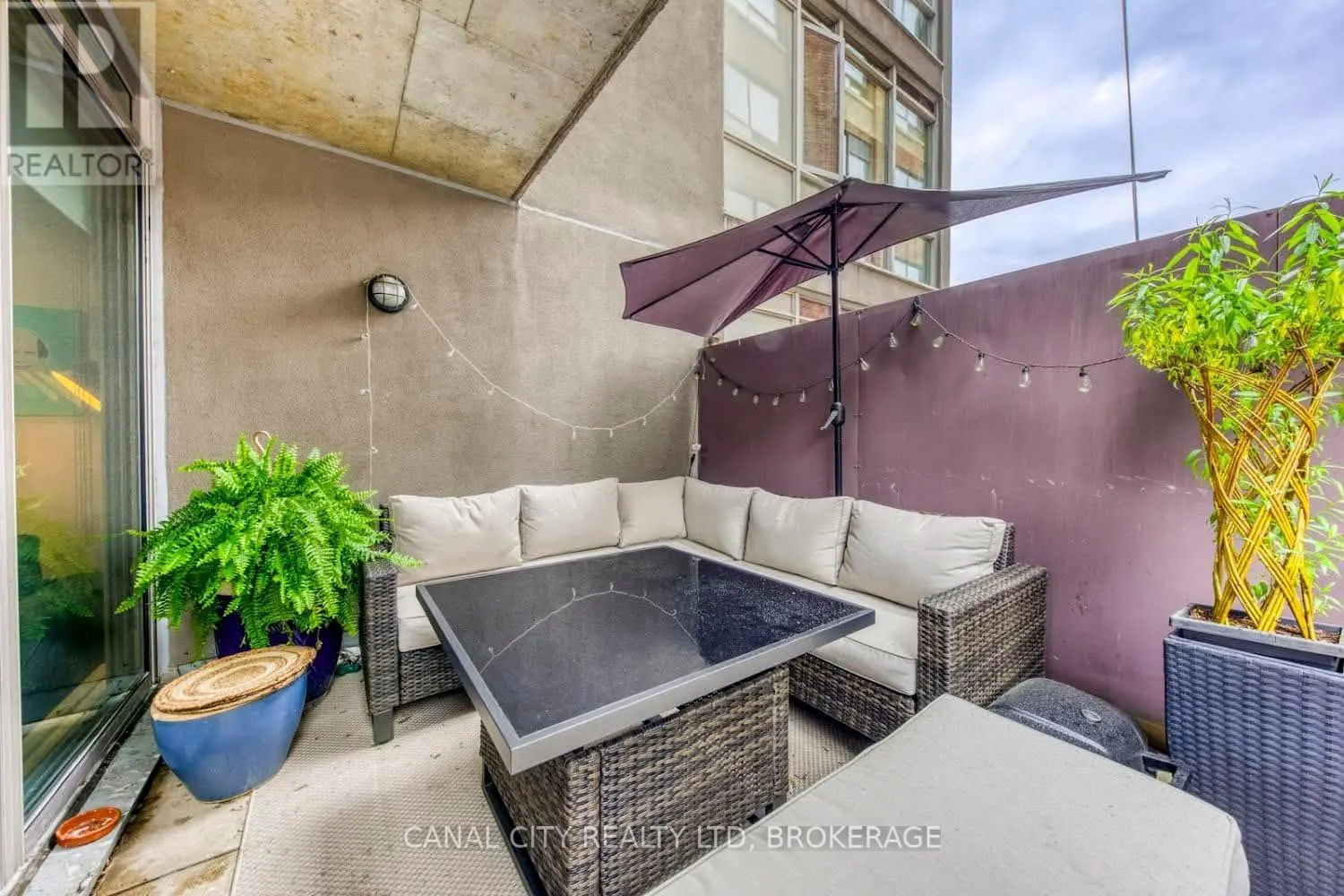 201 - 36 CHARLOTTE STREET, #201