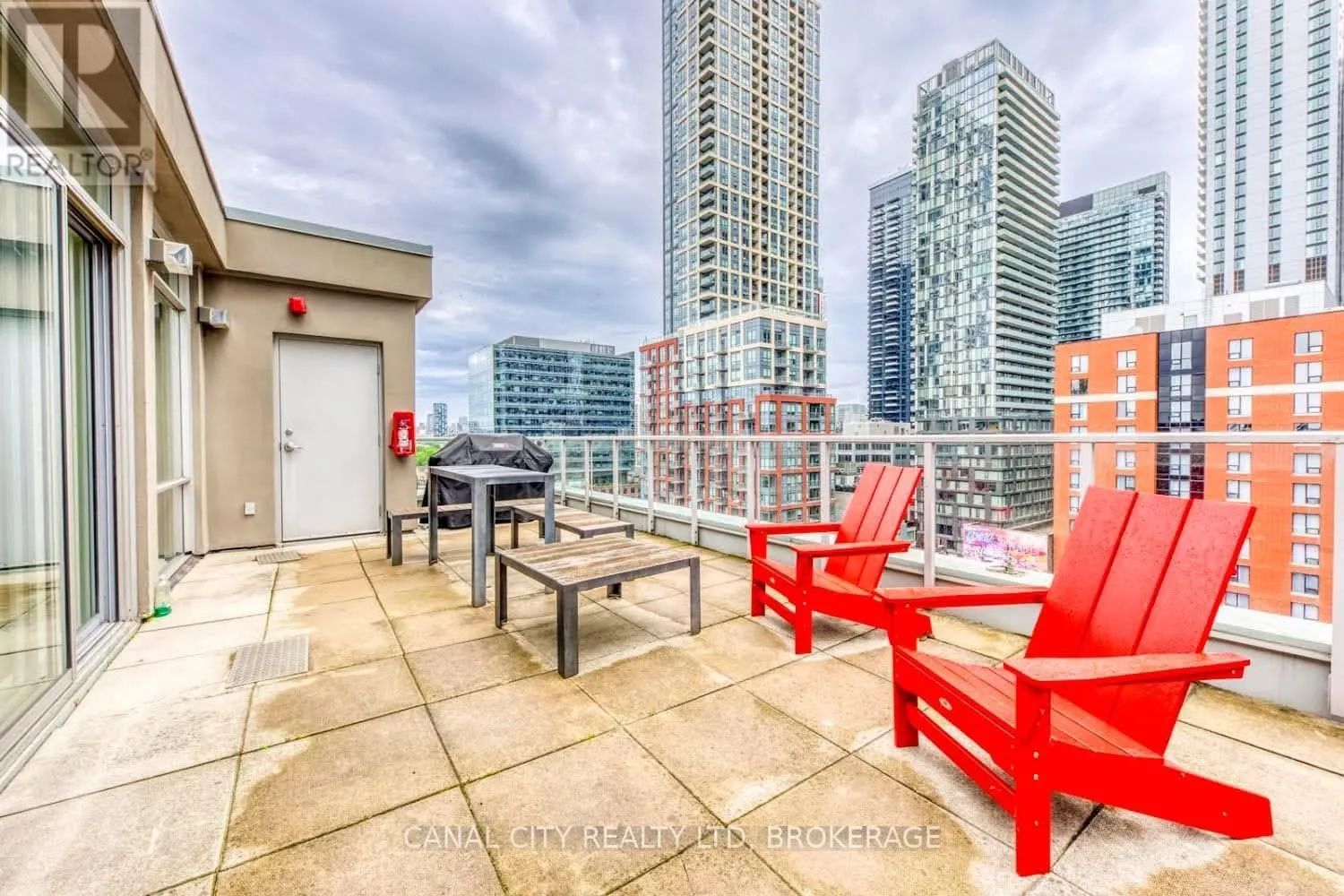 201 - 36 CHARLOTTE STREET, #201