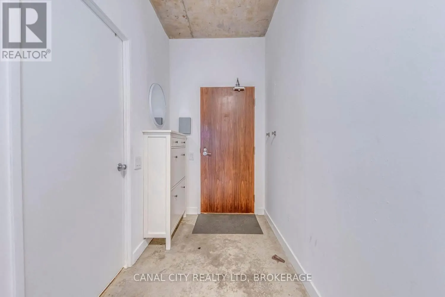 201 - 36 CHARLOTTE STREET, #201
