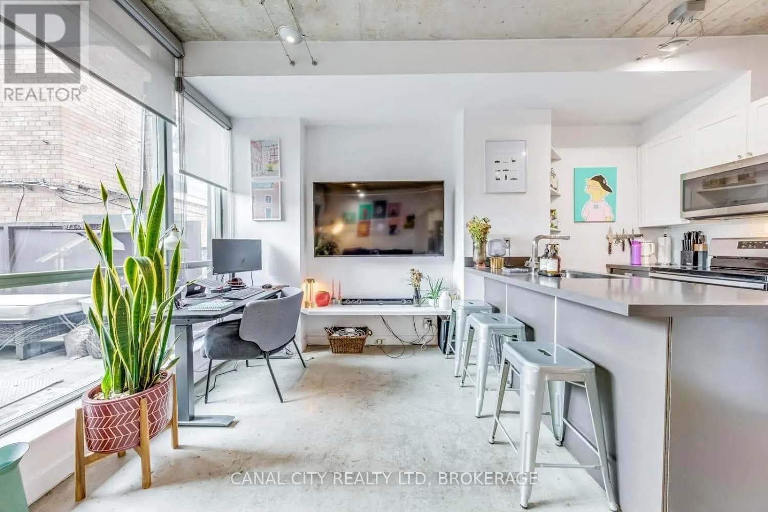 201 - 36 CHARLOTTE STREET, #201