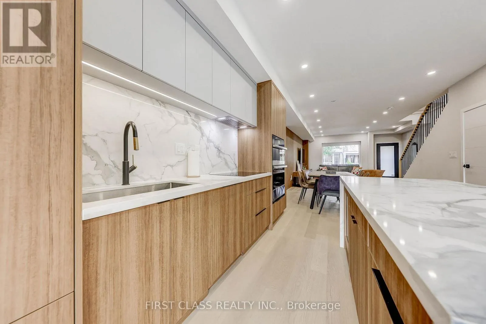 431 ROXTON ROAD