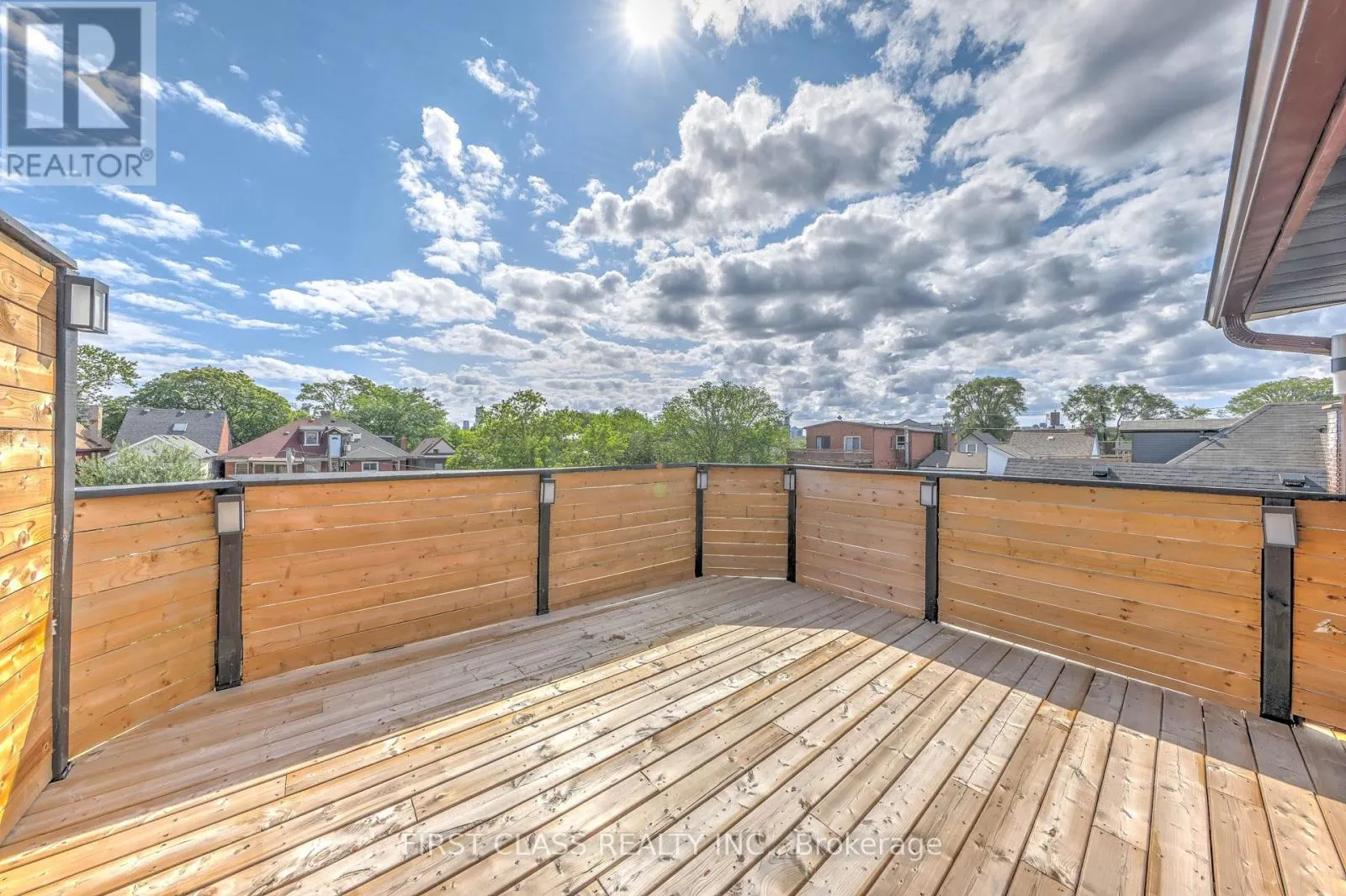 431 ROXTON ROAD