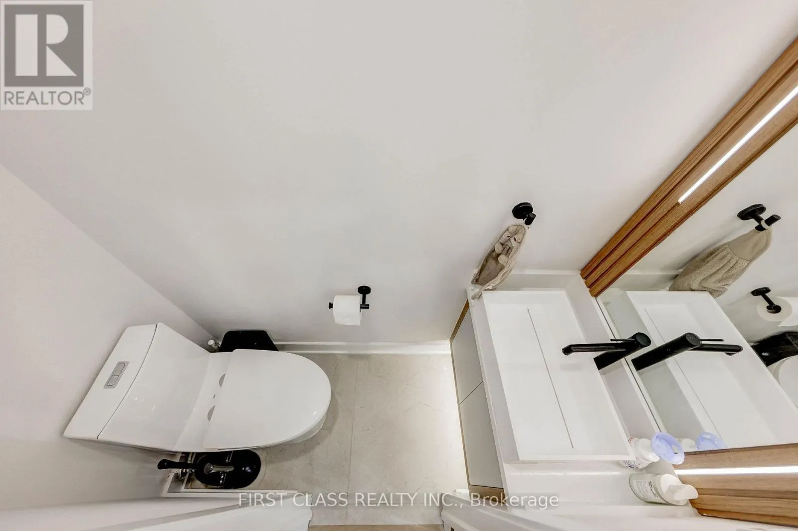 431 ROXTON ROAD