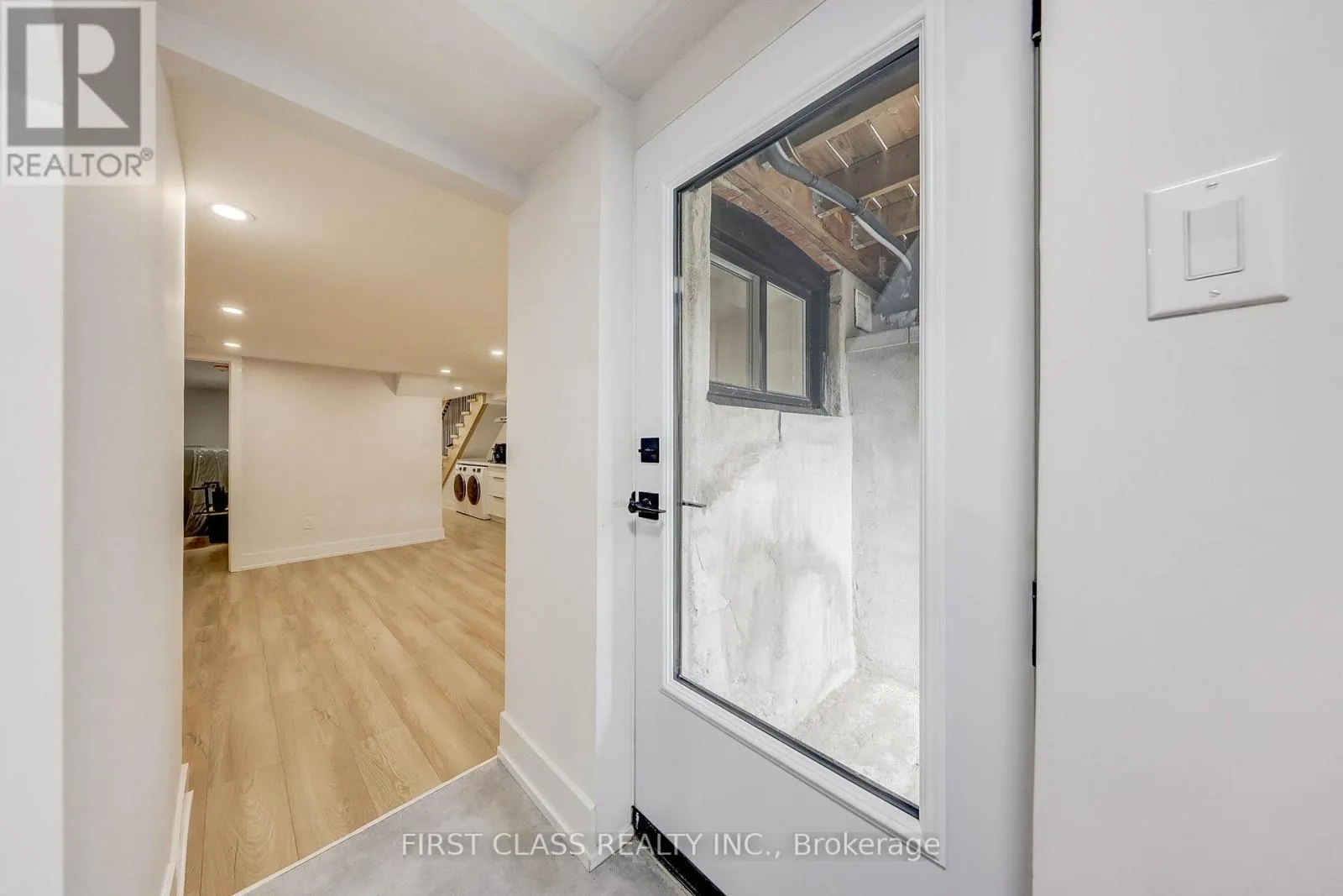 431 ROXTON ROAD