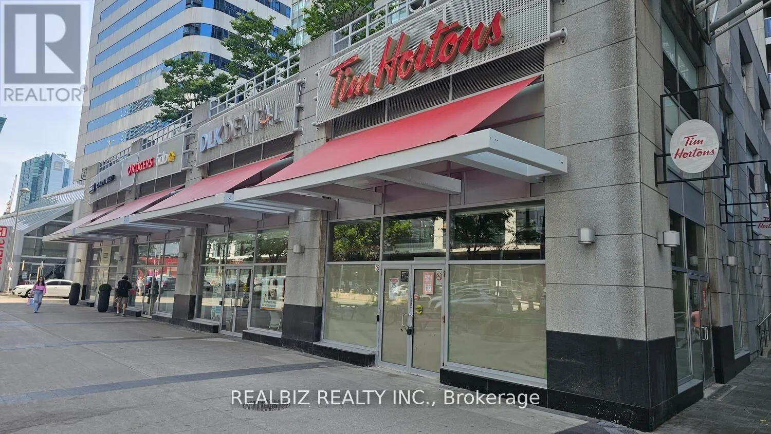 2116 - 4968 YONGE STREET