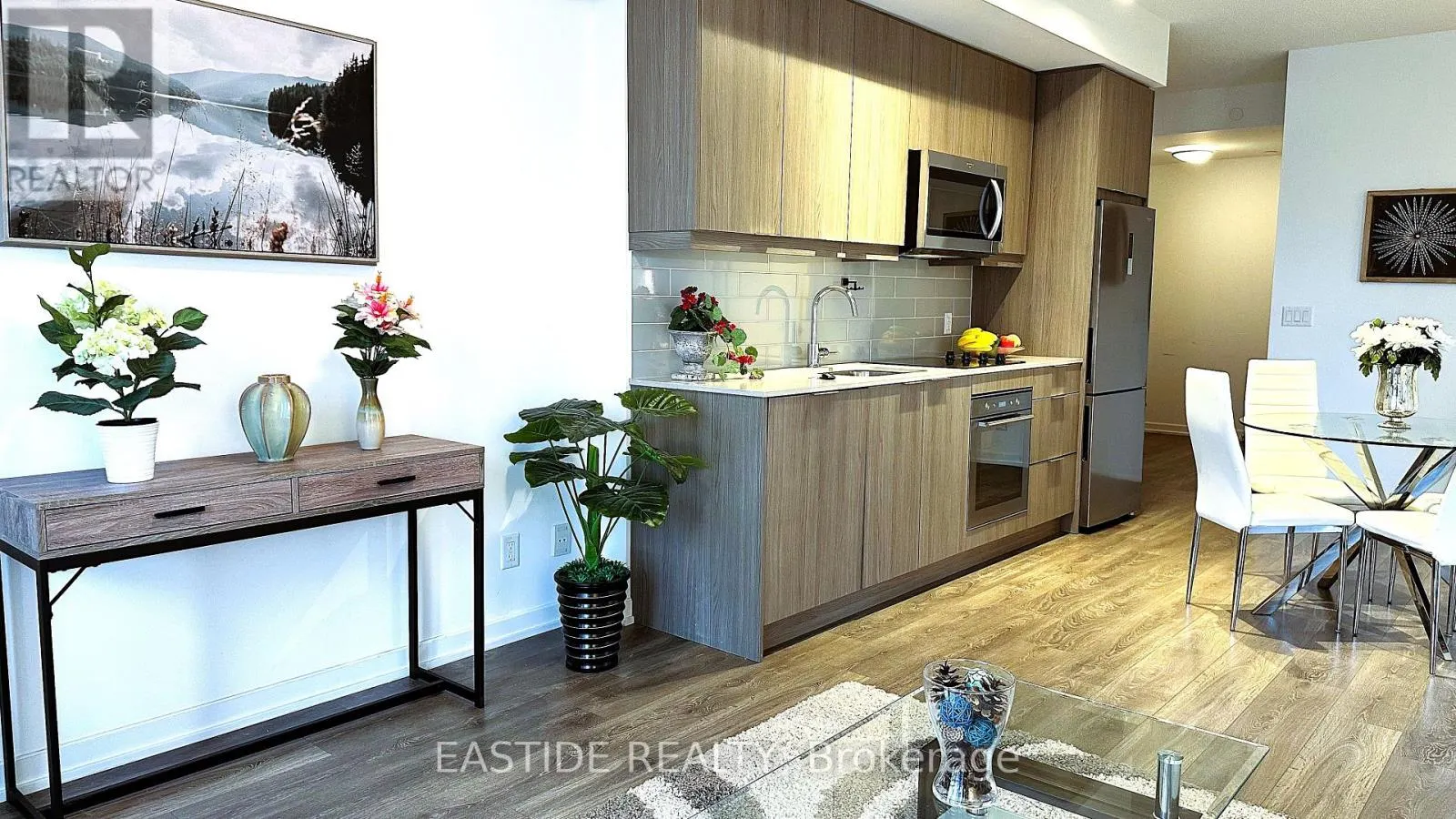 1010 - 36 FOREST MANOR ROAD