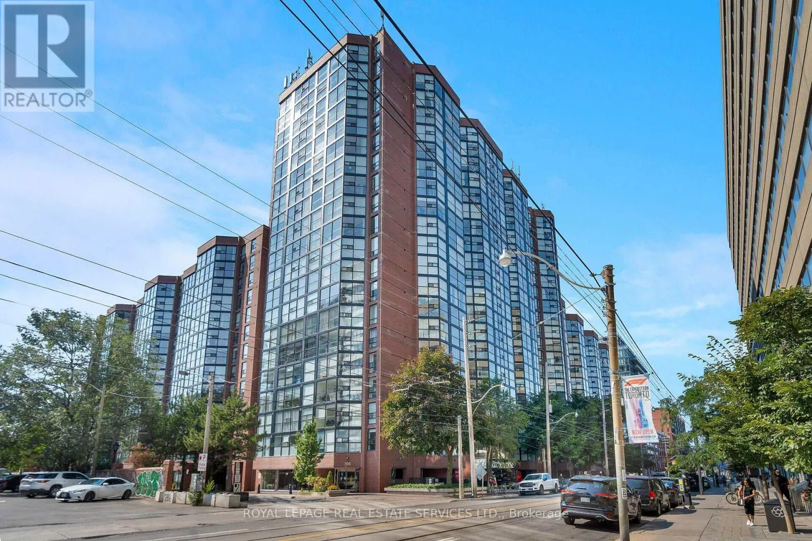 1614 - 705 KING STREET W