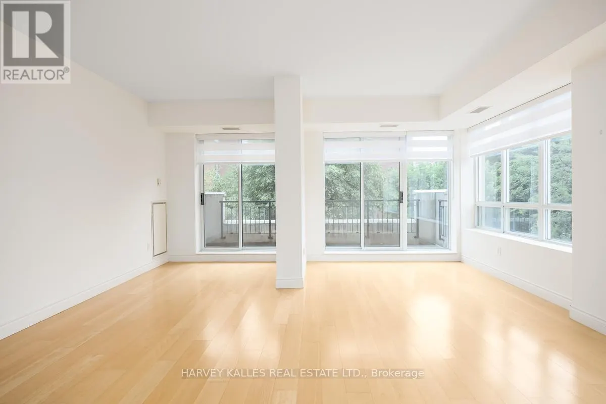 302 - 77 MCMURRICH STREET