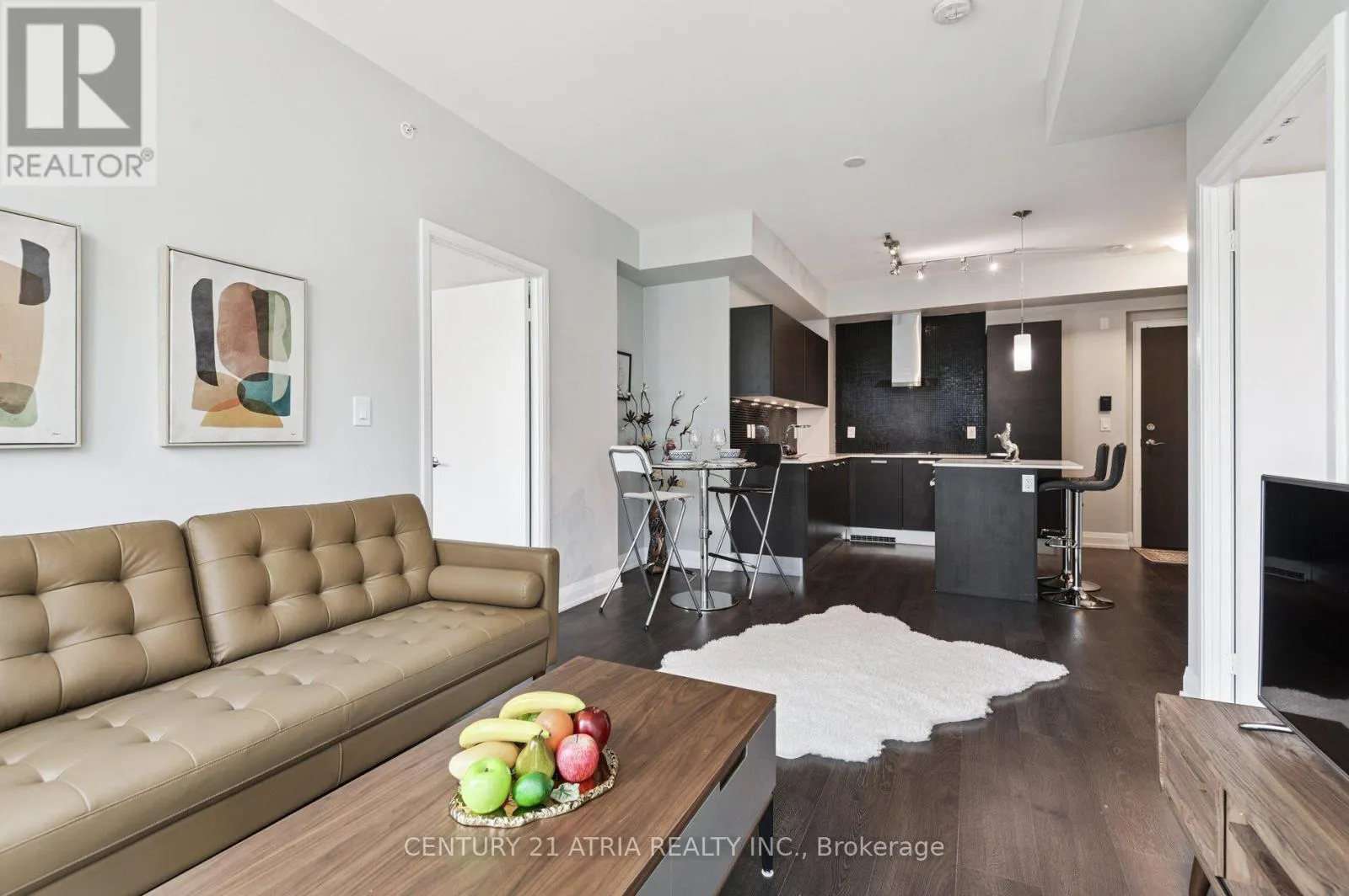 609 - 9 BOGERT AVENUE