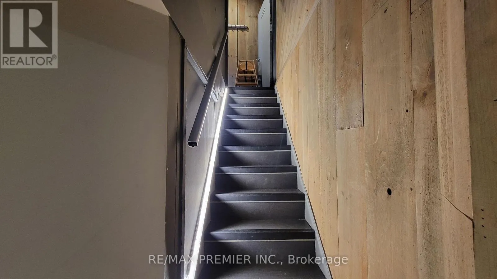 3443 YONGE STREET
