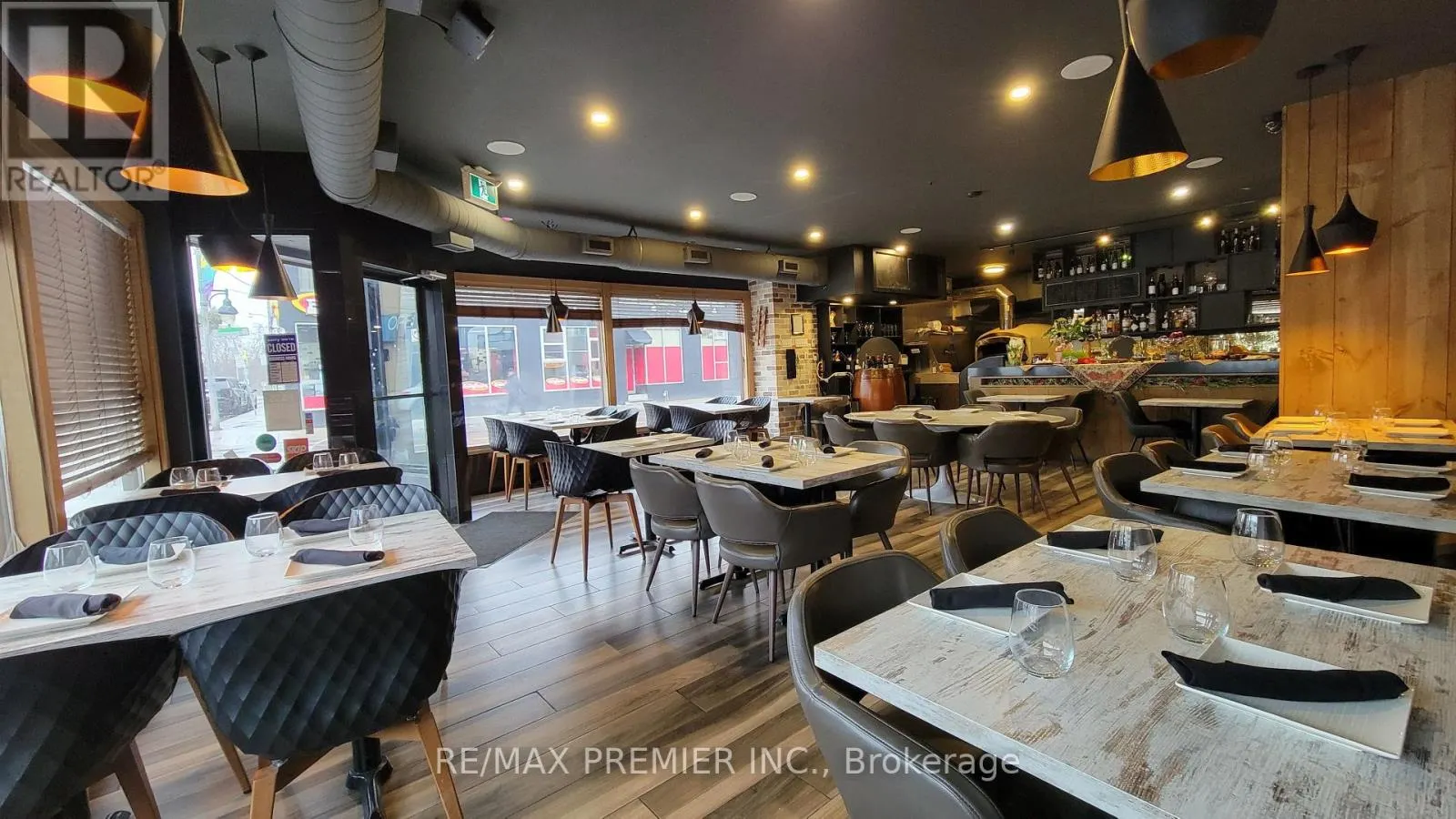 3443 YONGE STREET