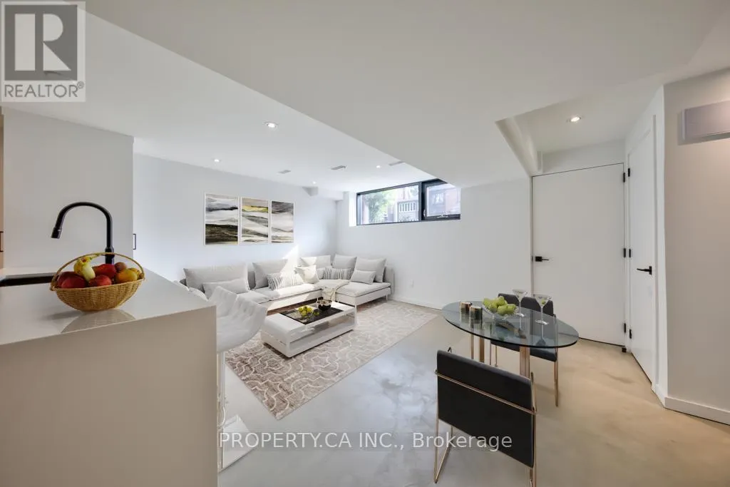 LOWER - 572 PALMERSTON AVENUE