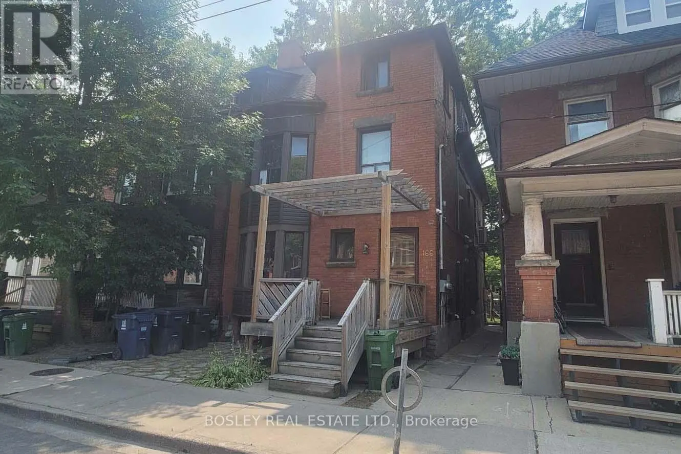 3 - 166 SPADINA ROAD