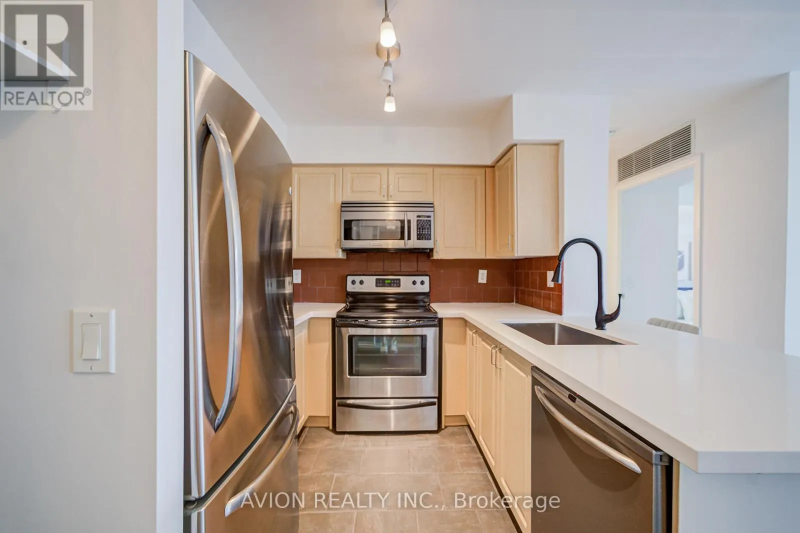 3106 - 4978 YONGE STREET